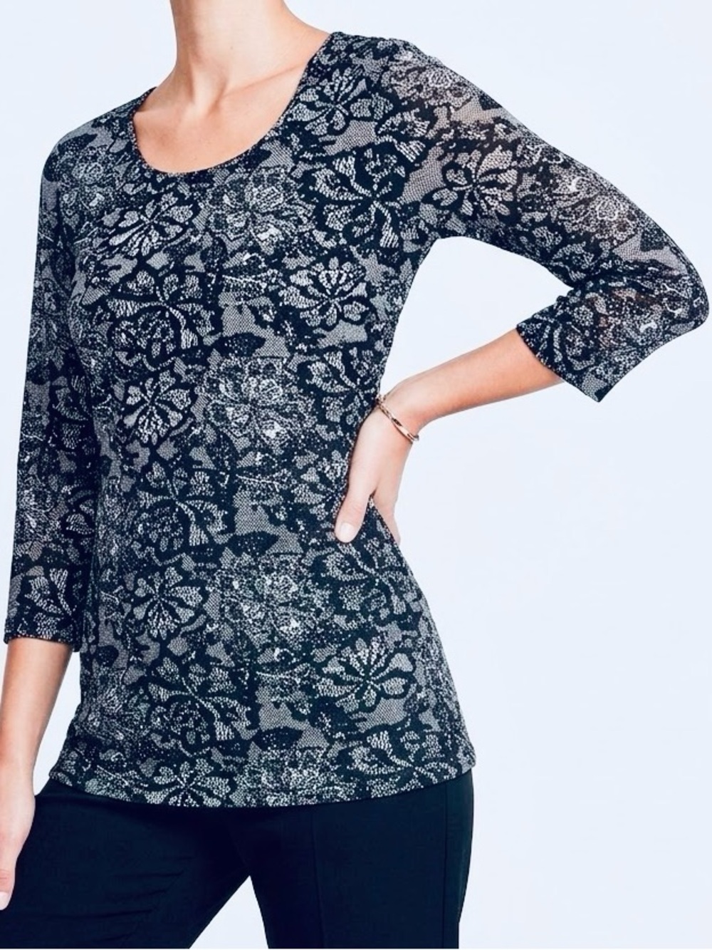 INVESTMENTS Stretchy Black & White Lace Printed Scoop Neck Blouse Top โ #LHP